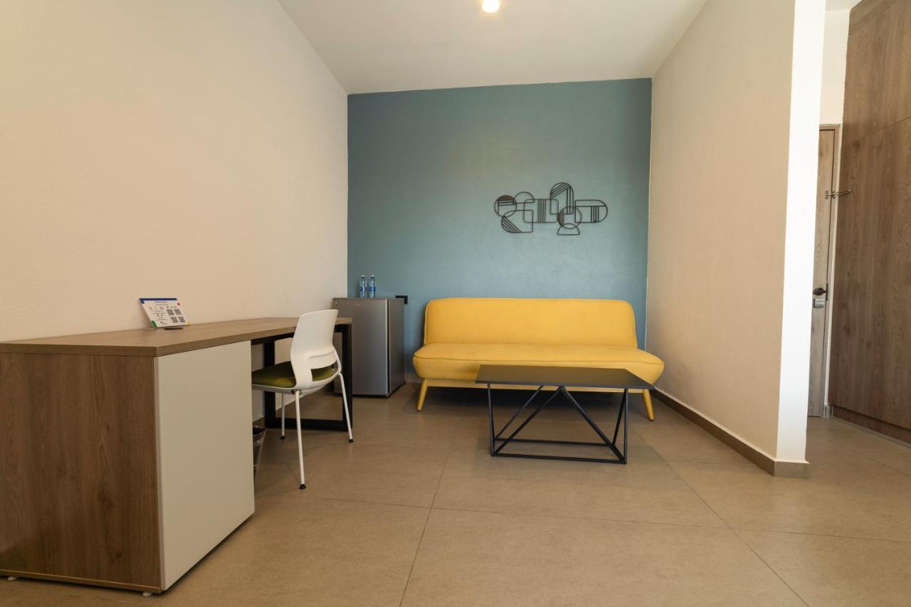 Th Hotel&Vivienda Tepatitlán de Morelos Buitenkant foto